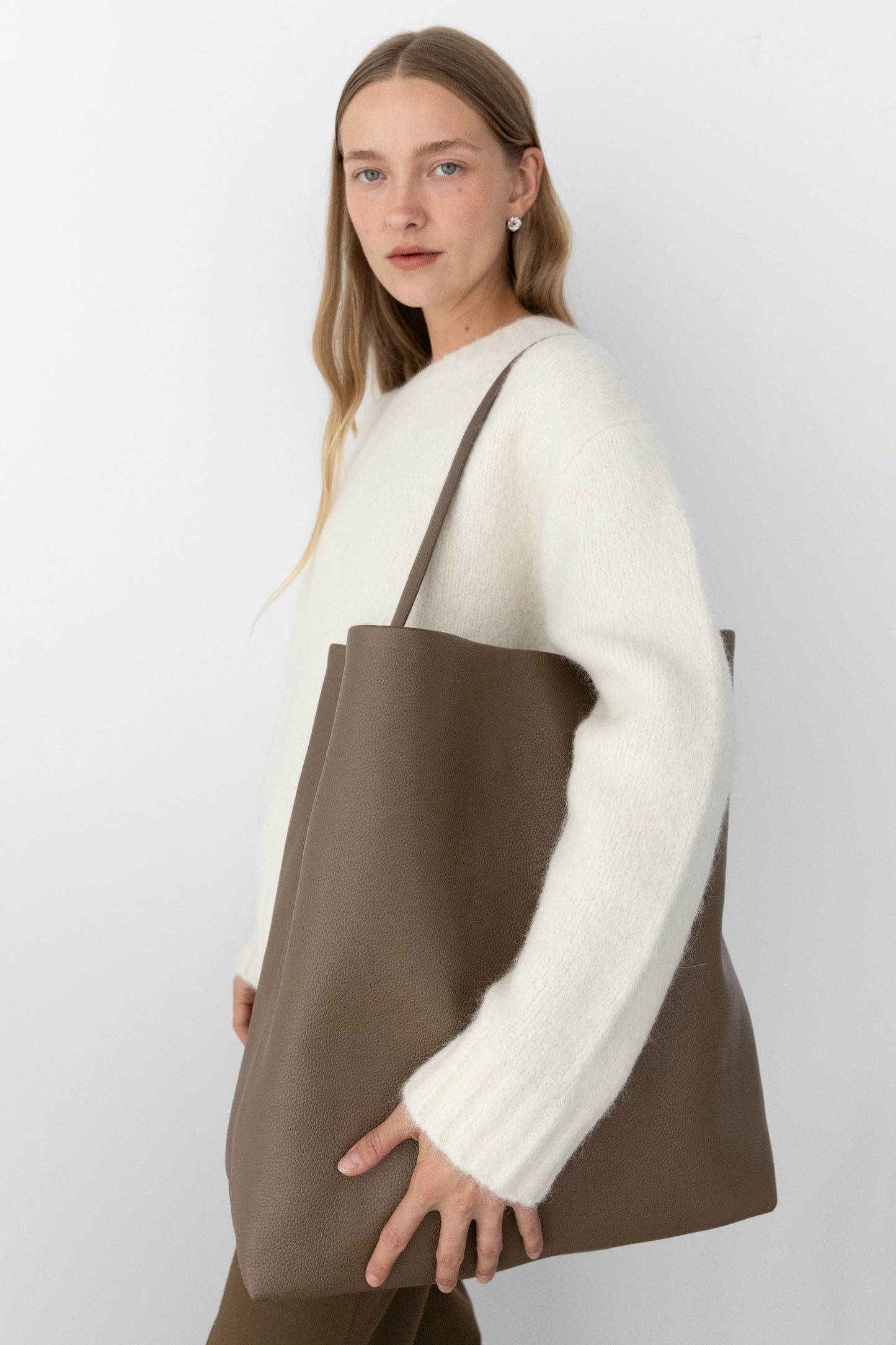 LARGE SLOANE TOTE