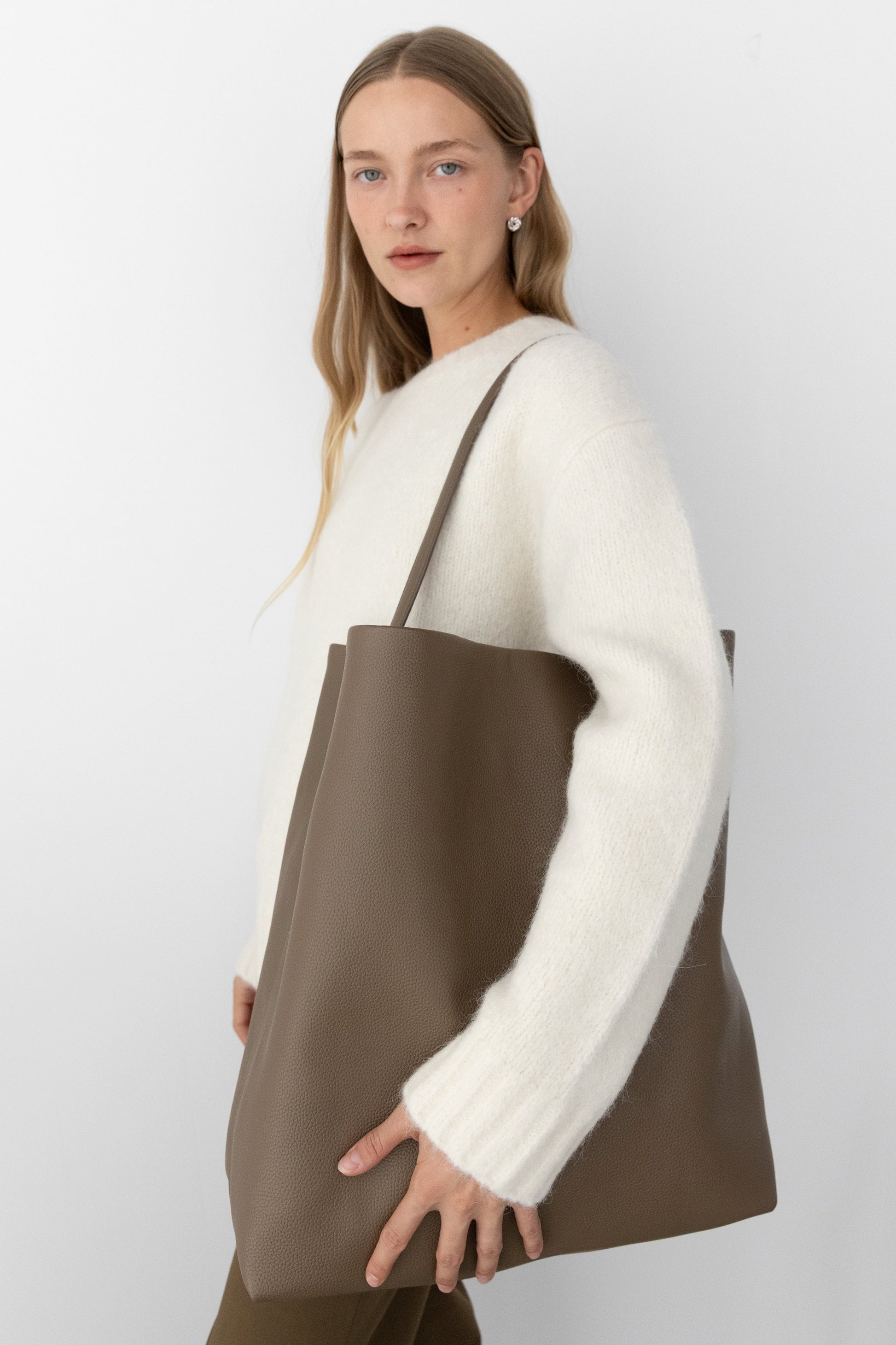 LARGE SLOANE TOTE