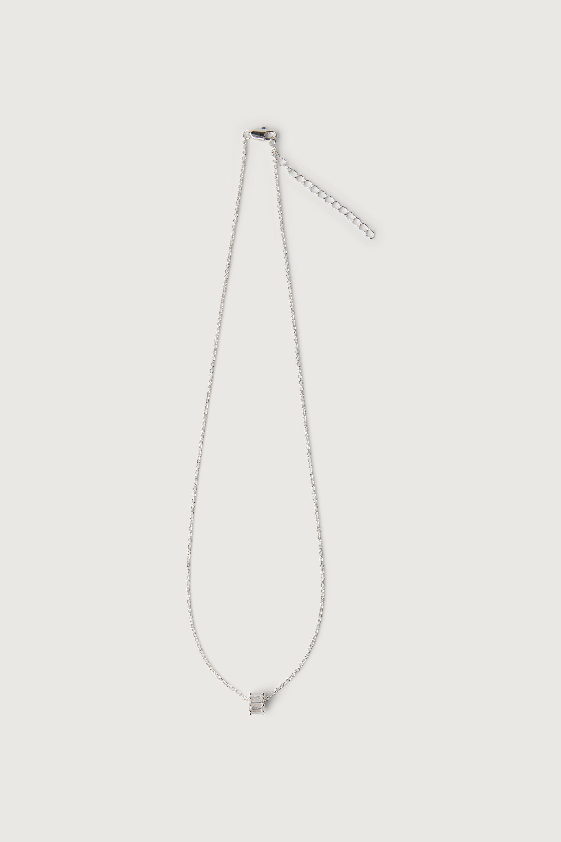 MINIMAL CHAIN WITH PENDANT