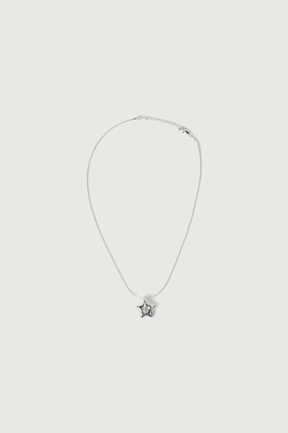 STAR PENDANT SNAKE CHAIN NECKLACE