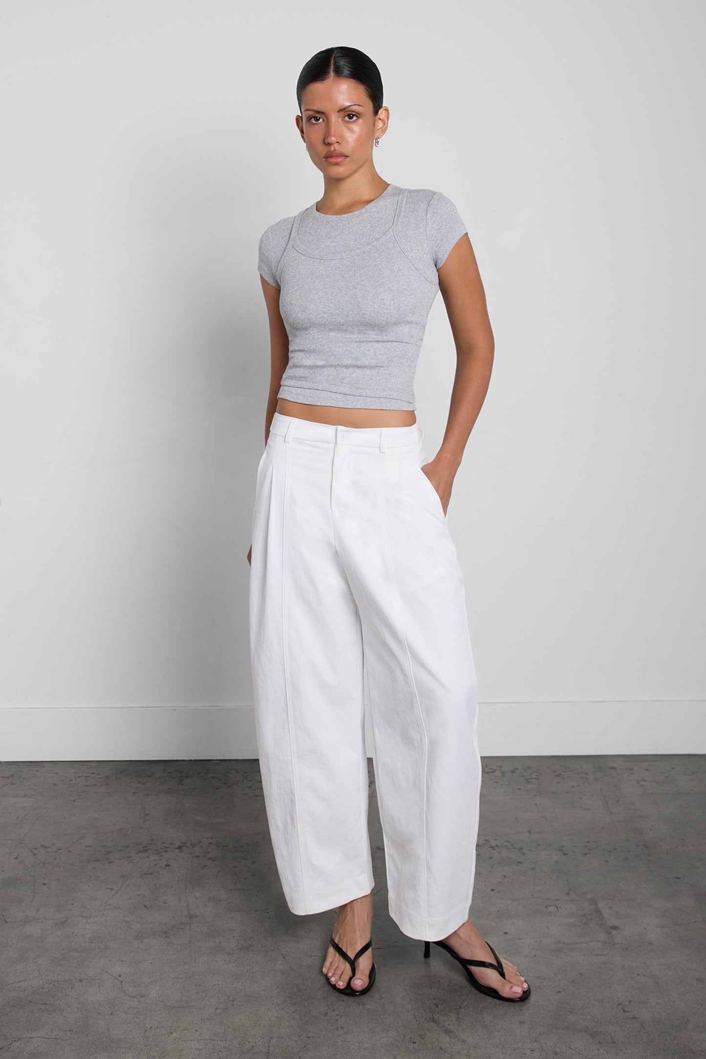 RELAXED PLEATED WIDE LEG PANT