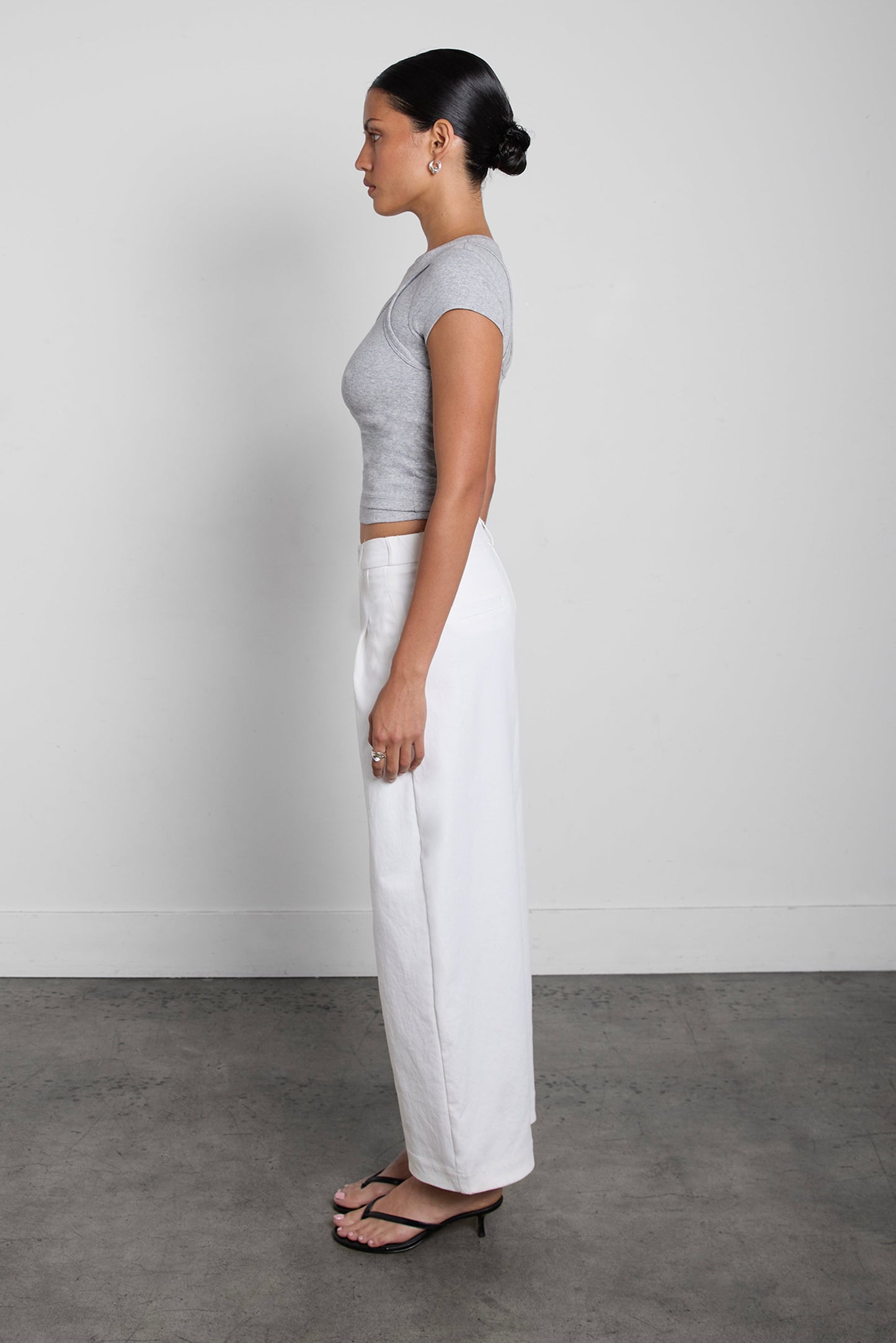 RELAXED PLEATED WIDE LEG PANT