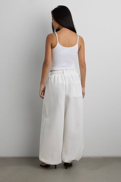 WIDE LEG SWEATPANT WITH DRAWSTRING