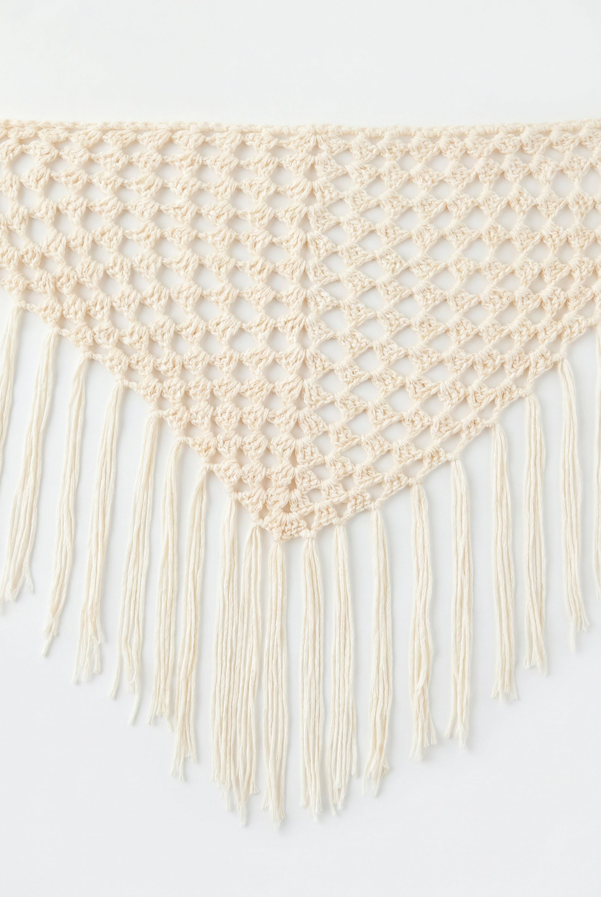 CROCHET FRINGE SCARF