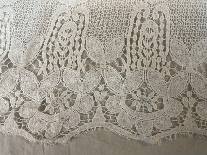Modern Cotton Geometric Lace - Bright White