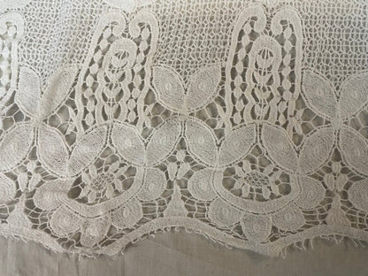 Modern Cotton Geometric Lace - Bright White