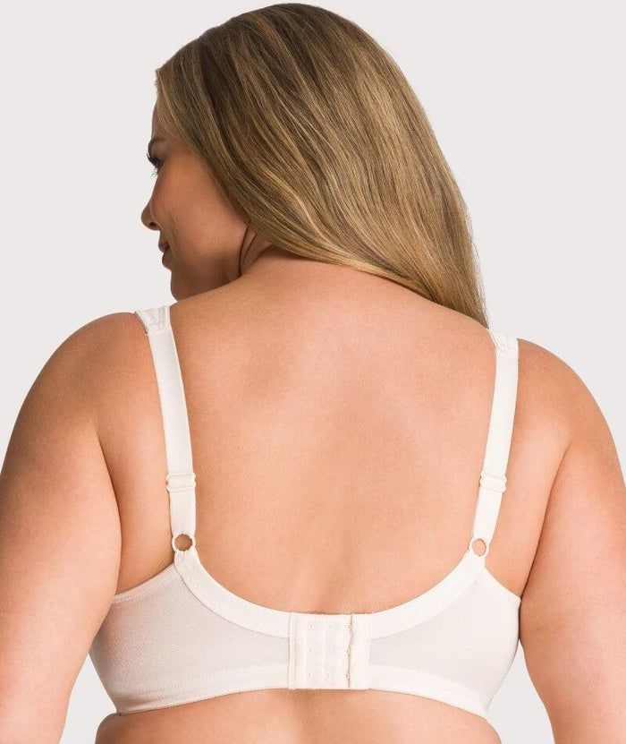 Triumph Endless Comfort Soft Cup Wire-Free Bra - Fresh Powder